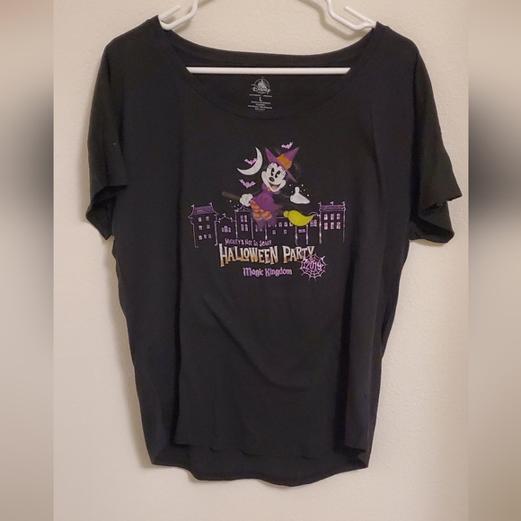 Disney Parks 2019 Minnie Mouse Black Halloween Party Women's Top Size Large - Picture 1 of 6